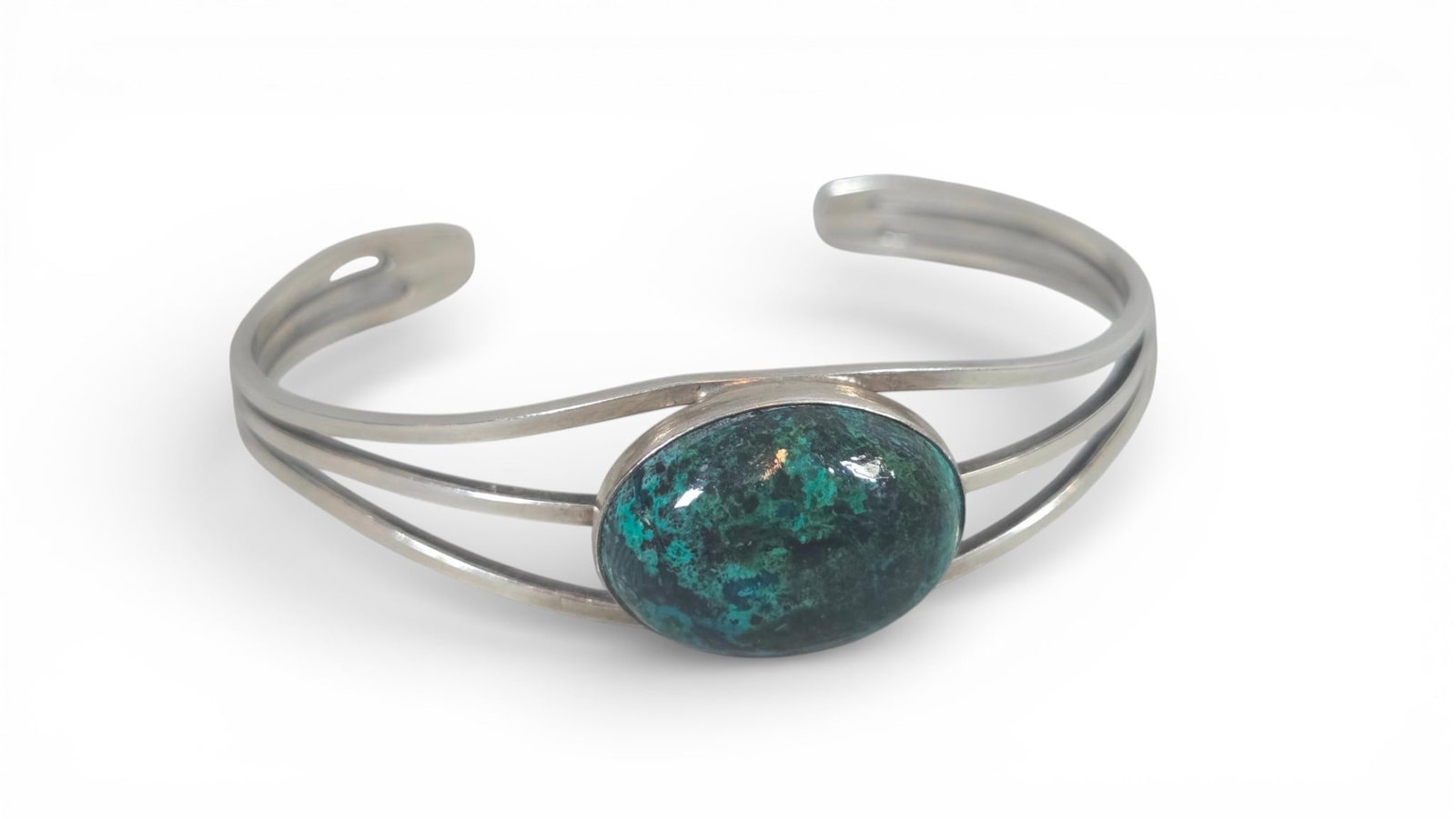 Navajo Style Sterling Silver Cuff Bracelet 14.5 grams (1 of 5)