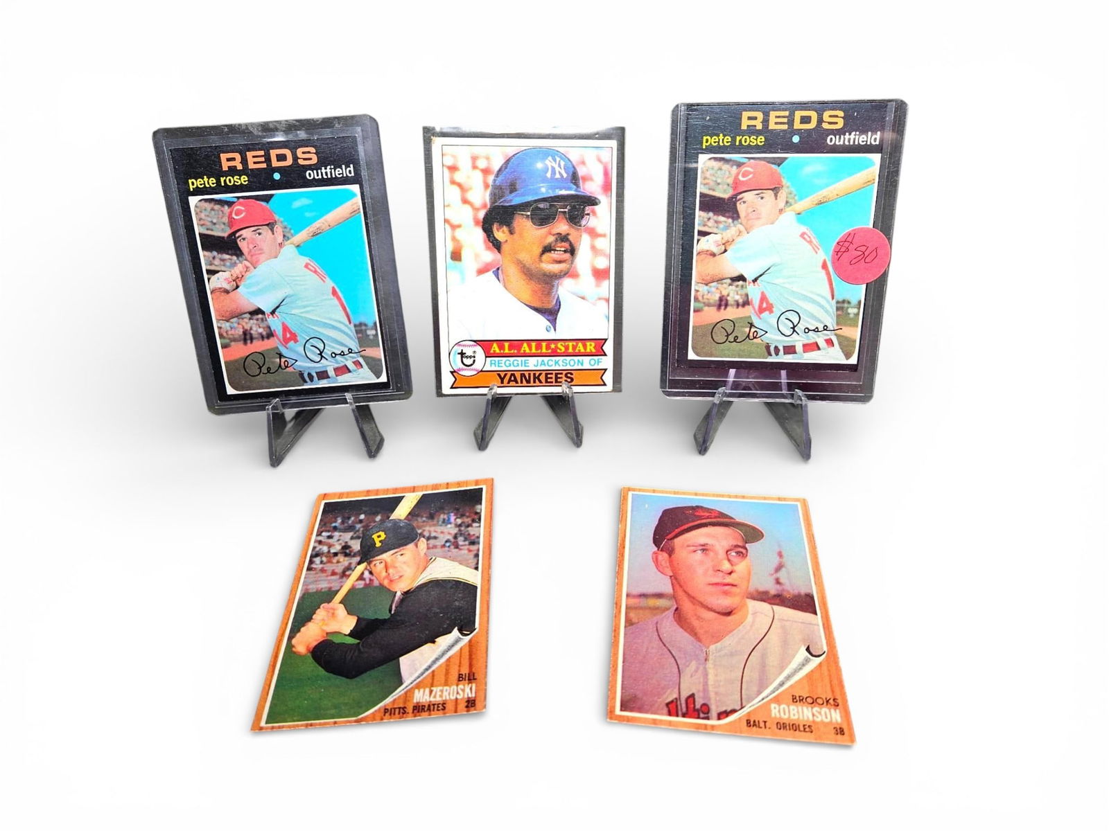 Vintage Topps Baseball Cards Featuring 1971 Pete Rose (1 of 11)