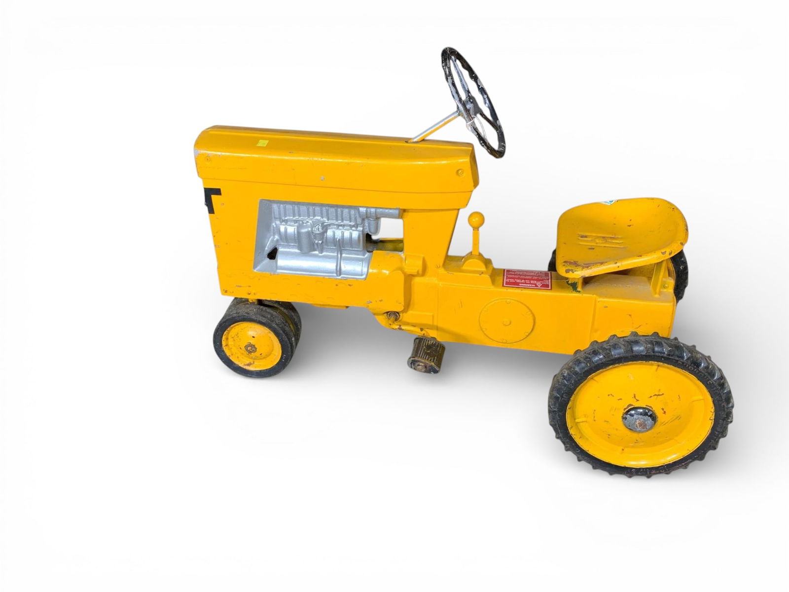 Vintage Minneapolis-Moline Style Wide Front Pedal Tractor (1 of 6)