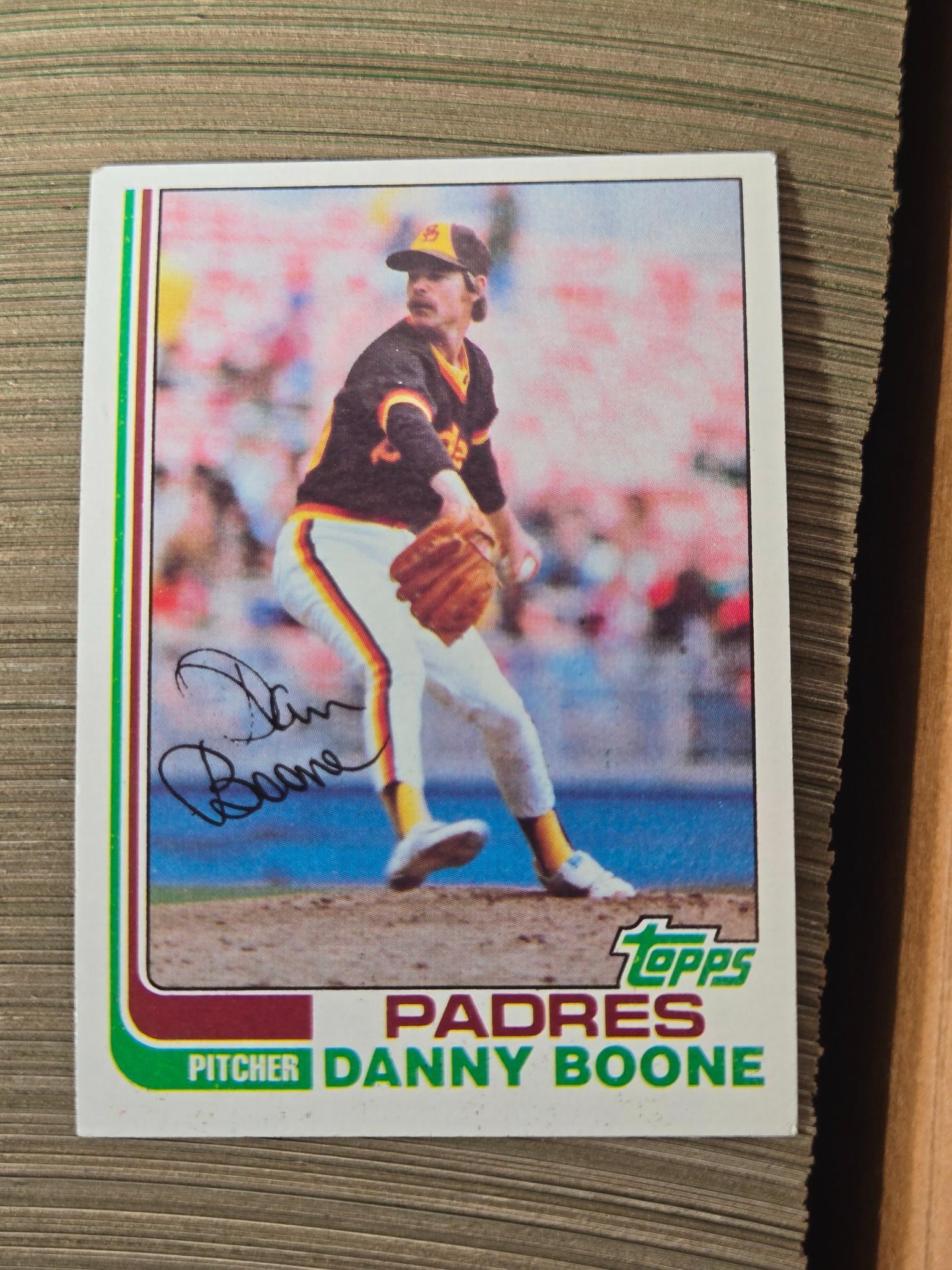 1982 Topps Baseball Card Set - 8