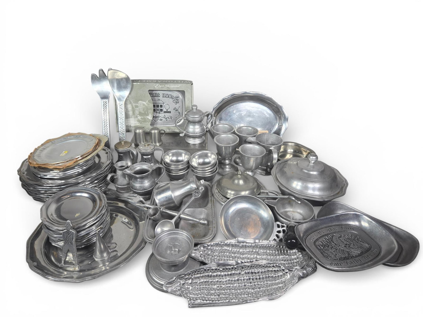 A Collection of Wilton Armetale Tableware and Serveware (1 of 12)