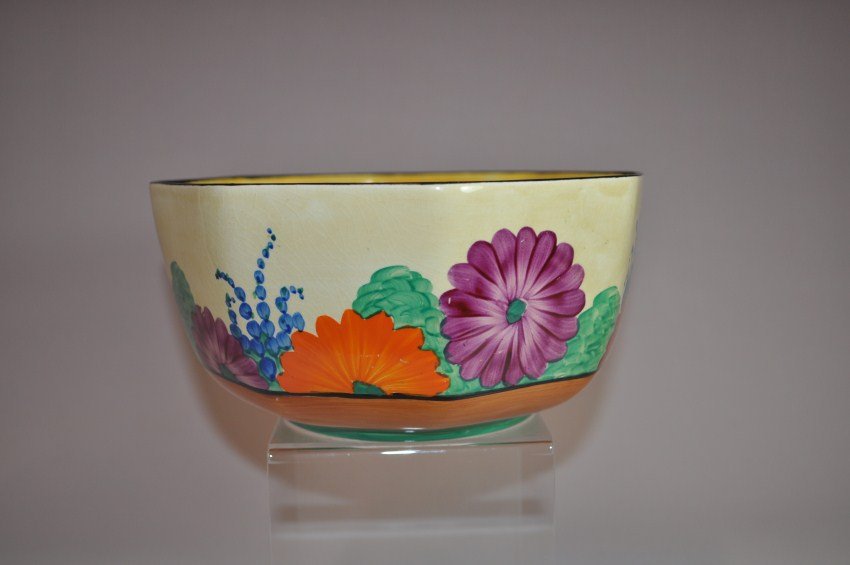 Clarice Cliff Bizarre Ware Pottery Bowl.: Gayday pattern. 7 3/16” across. Shipping 20.