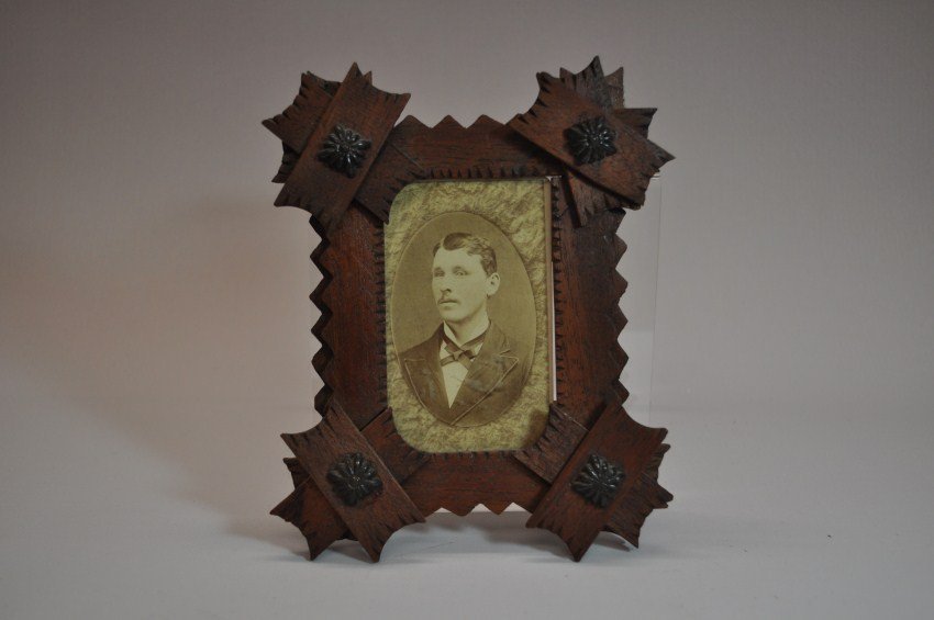 Tramp art CDV picture frame.: 7”h x 5.5”w. Shipping 15.