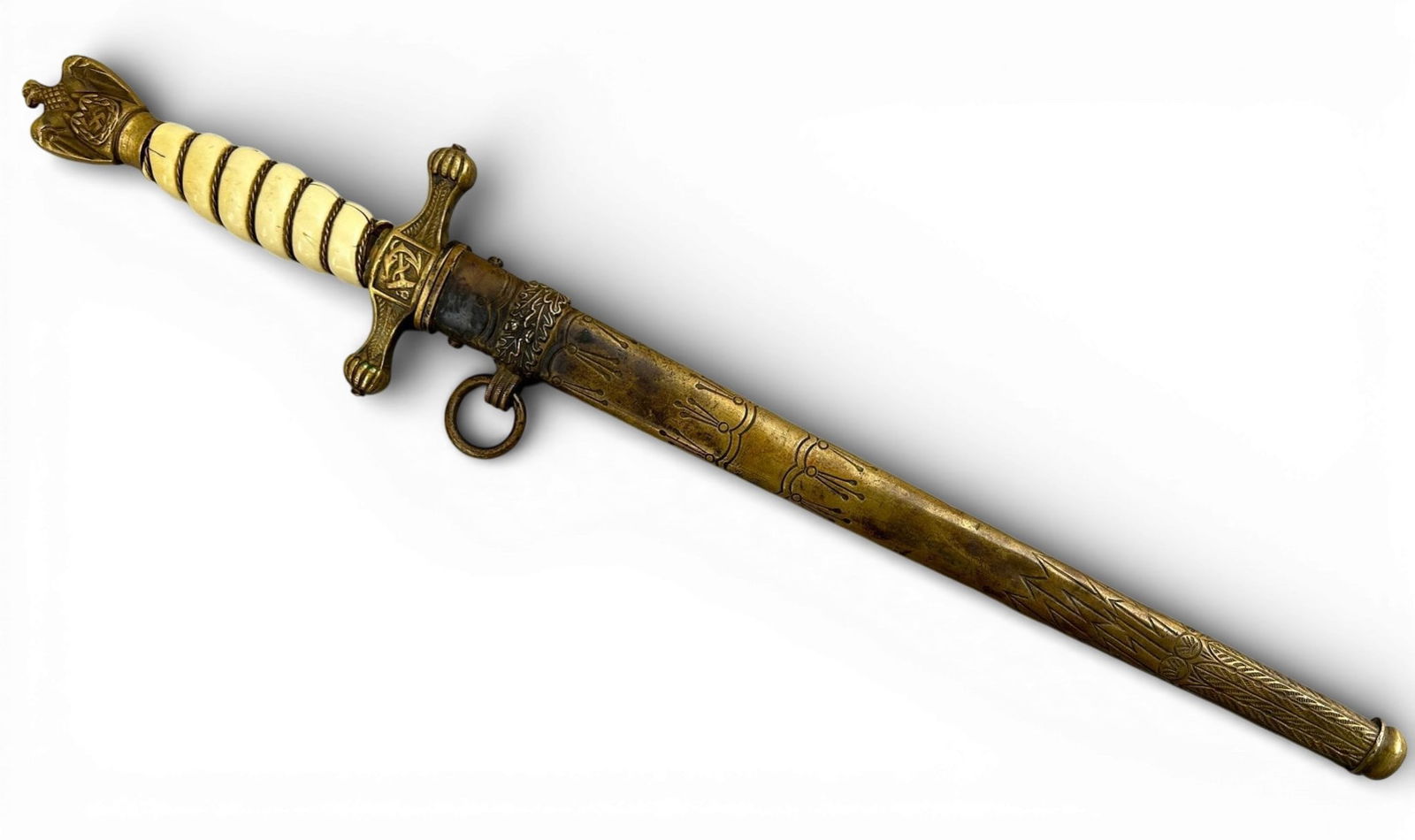 WWII Nazi German Kriegsmarine Dagger & Scabbard (1 of 20)