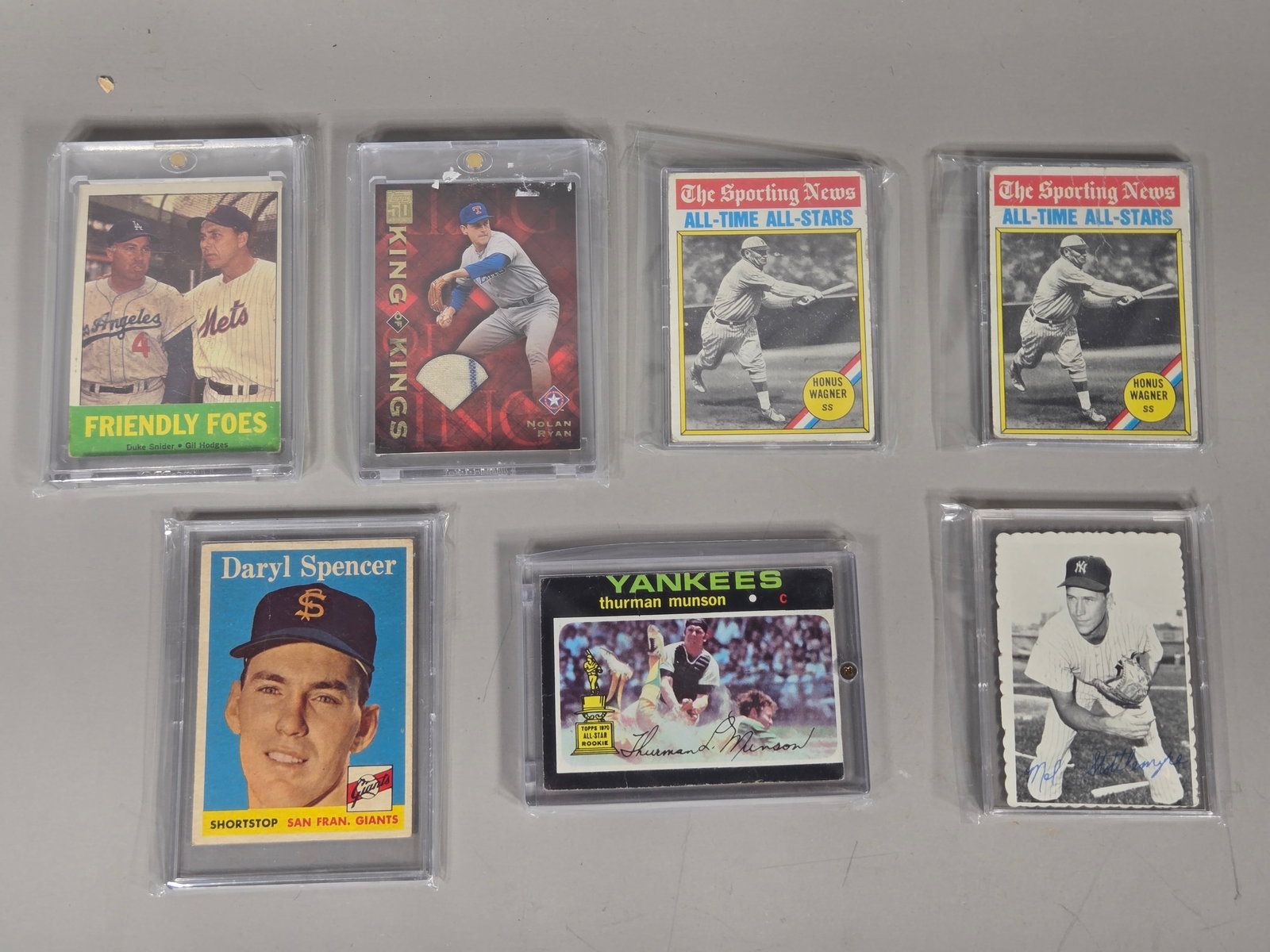 A Collection of Vintage and Modern Baseball Cards Including a 1971 Topps Thurman Munson All-Star: A collection of vintage and modern Major League Baseball cards featuring various prominent players across several decades. The group is highlighted by a 1971 Topps number 5 Thurman Munson New York Yan