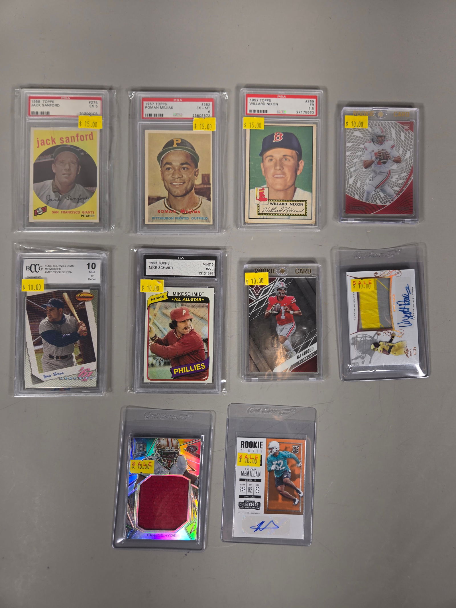A Collection of Graded and Ungraded Vintage and Modern Baseball and Football Trading Cards (1 of 6)