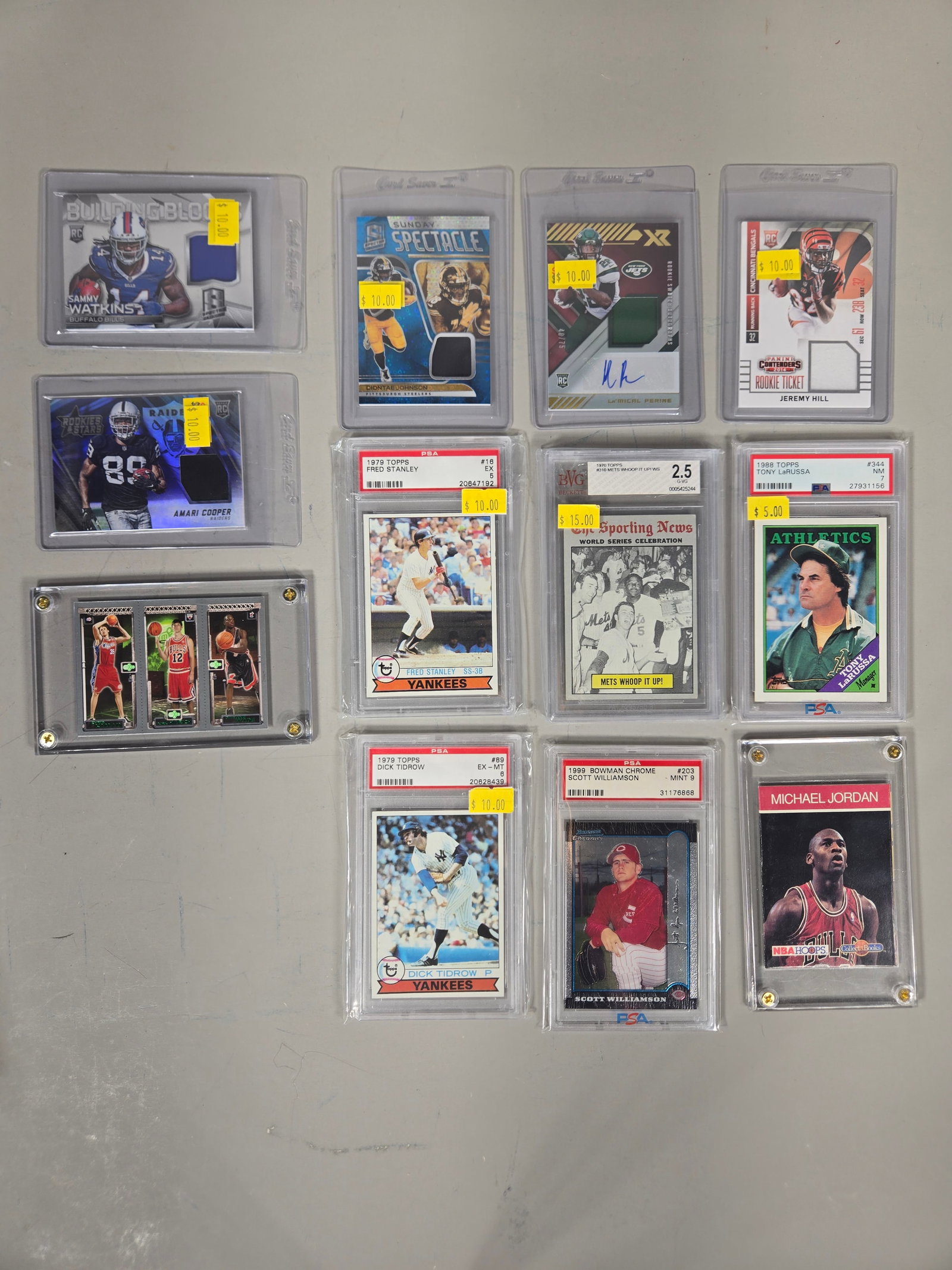 A Collection of Graded and Modern Sports Trading Cards Including Topps Matrix and Michael Jordan (1 of 7)