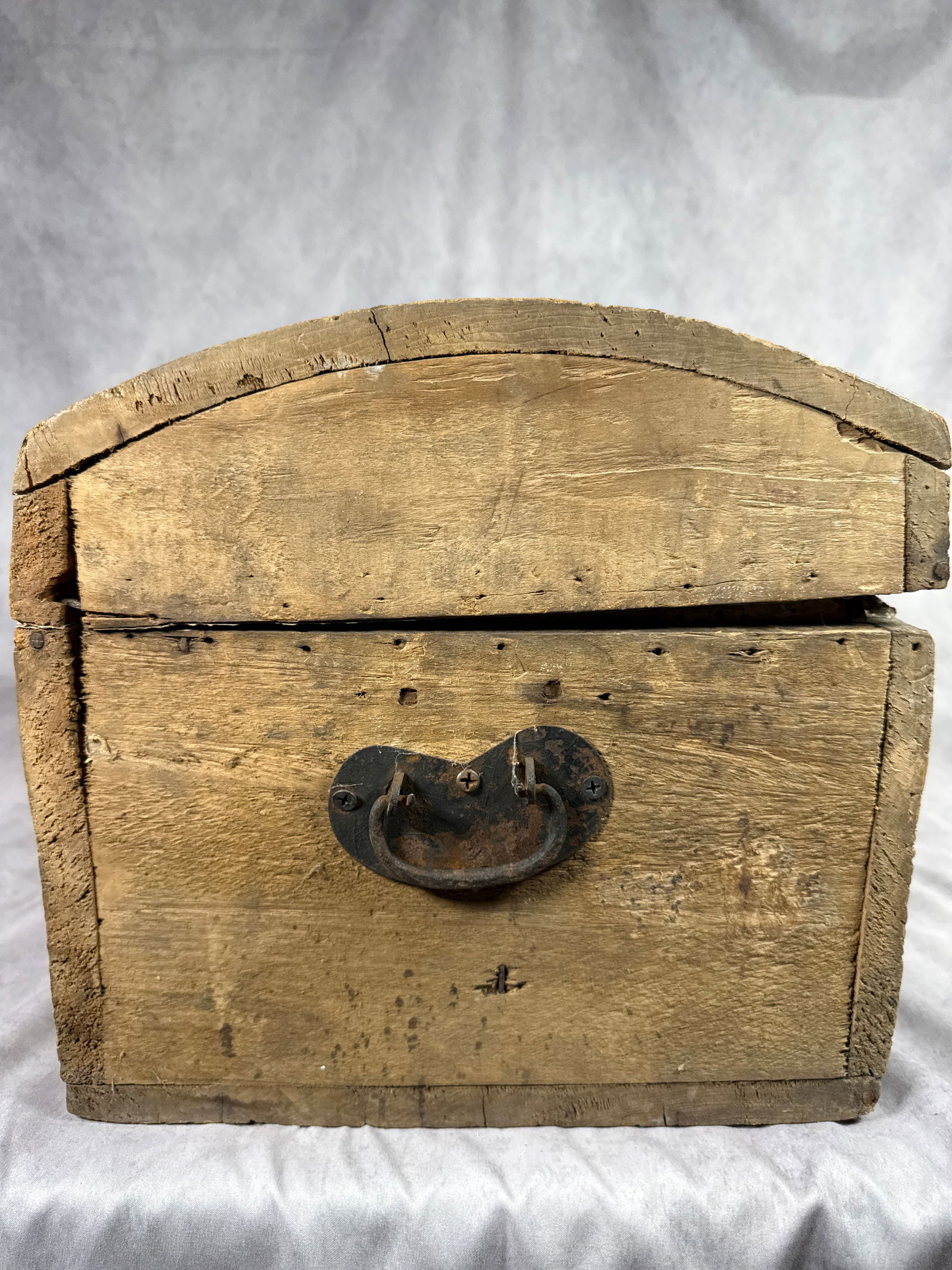 Mid-19th Century Primitive Pine Dome-Top Trunk - 3