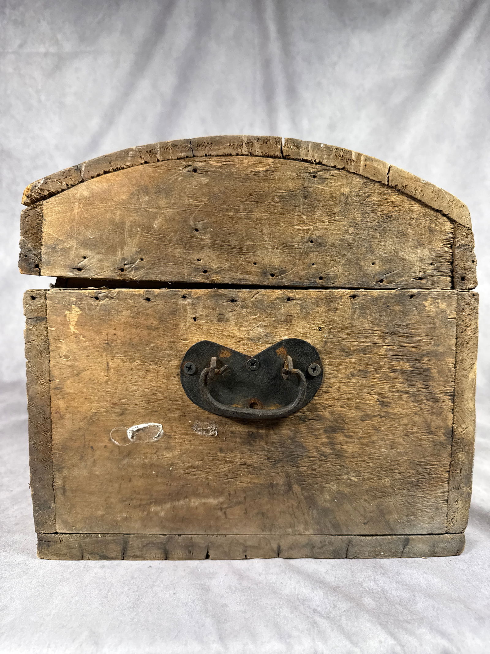 Mid-19th Century Primitive Pine Dome-Top Trunk - 5