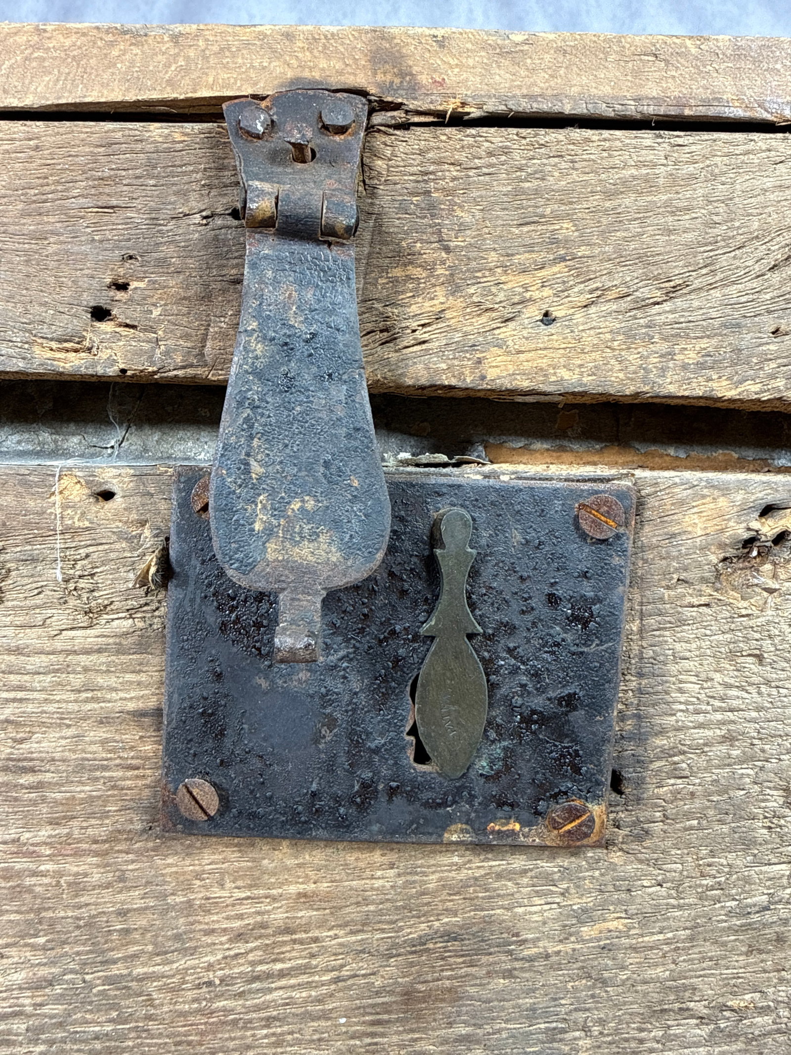 Mid-19th Century Primitive Pine Dome-Top Trunk - 6