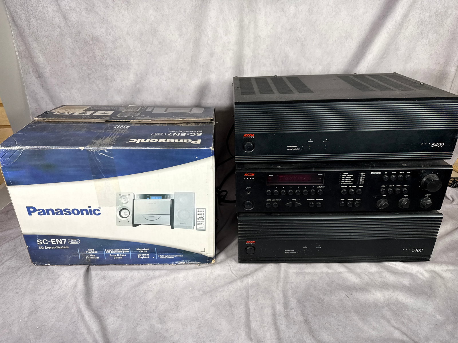 Adcom GFA-5400 MOSFET Power Amplifiers and GTP-600 Preamplifier with Panasonic SC-EN7 System, (1 of 18)