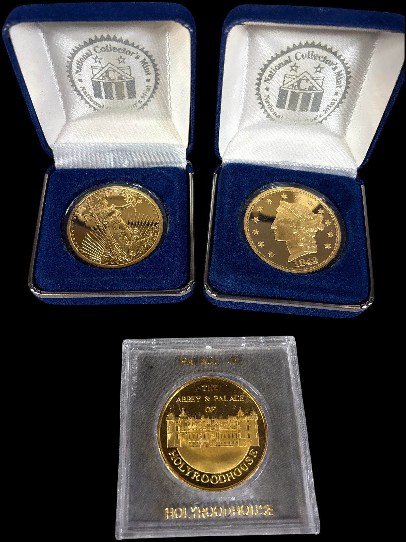 A Trio of US and UK Commemorative Medallions and Reproductions, Gold-Plated (1 of 7)
