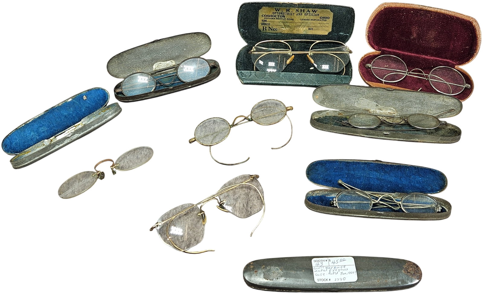 An Assortment of Antique and Vintage Spectacles and Eyeglass Cases (1 of 7)