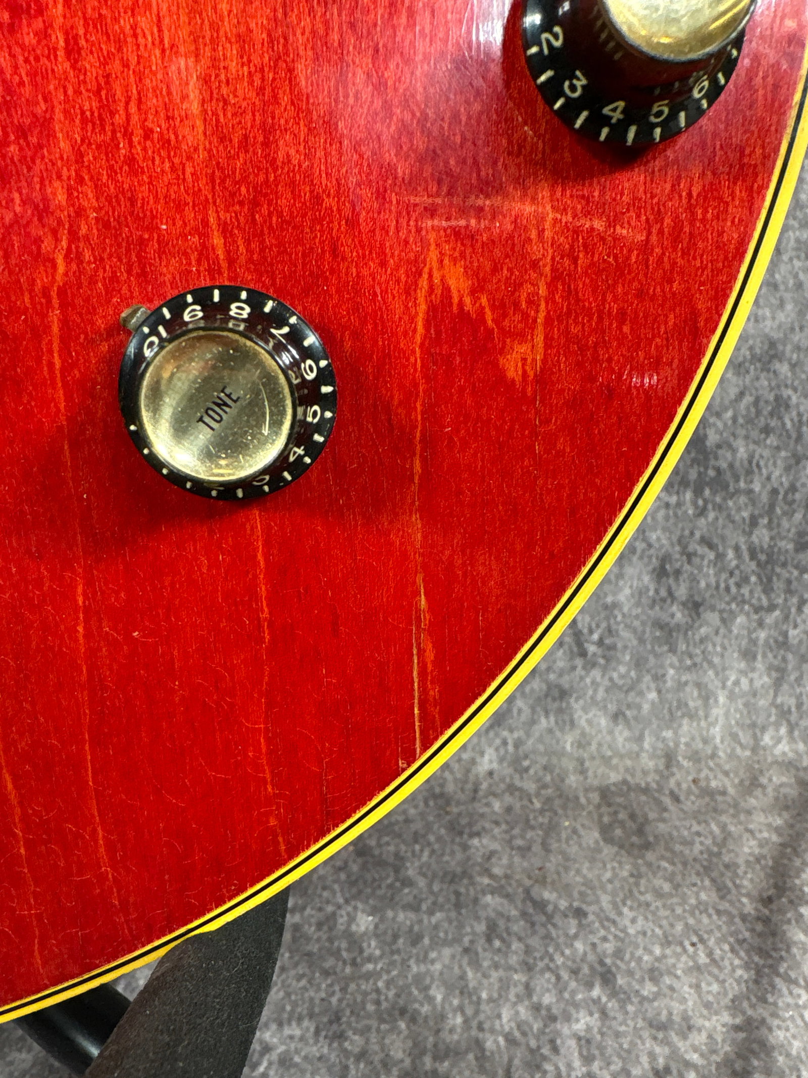 Early to mid 1960s Gibson ES-345TD Semi-Hollow Body Electric Guitar, Serial Number 800809 - 10
