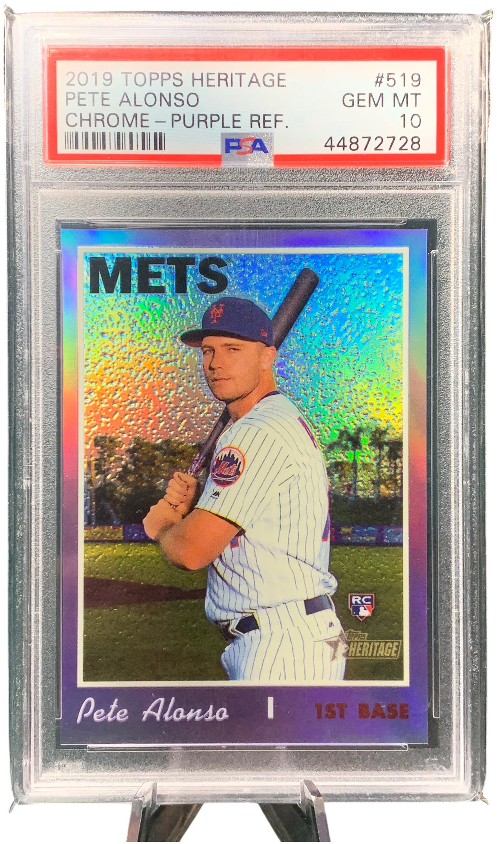 2019 Topps Heritage Chrome Pete Alonso Rookie Card THC-519 Purple Refractor PSA 10 Gem Mint: This 2019 Topps Heritage Chrome card features New York Mets first baseman Pete Alonso during his rookie season. The card utilizes the 1970 Topps design printed on chrome stock with a Purple Refractor 