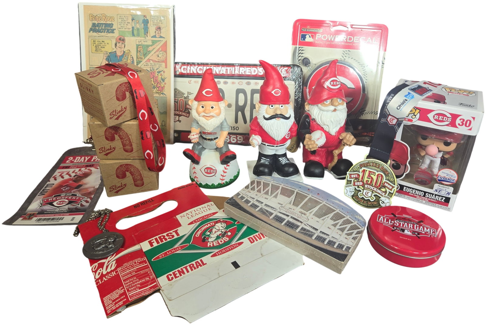 A Collection of Cincinnati Reds Baseball Memorabilia and Promotional Items (1 of 12)