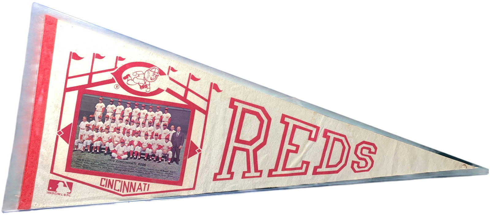 Vintage 1970 Cincinnati Reds Team Photo Souvenir Pennant: This is a vintage souvenir team pennant from the 1970 Cincinnati Reds Major League Baseball season. The pennant is constructed of cream-colored felt with screen-printed red and black graphics. The rig