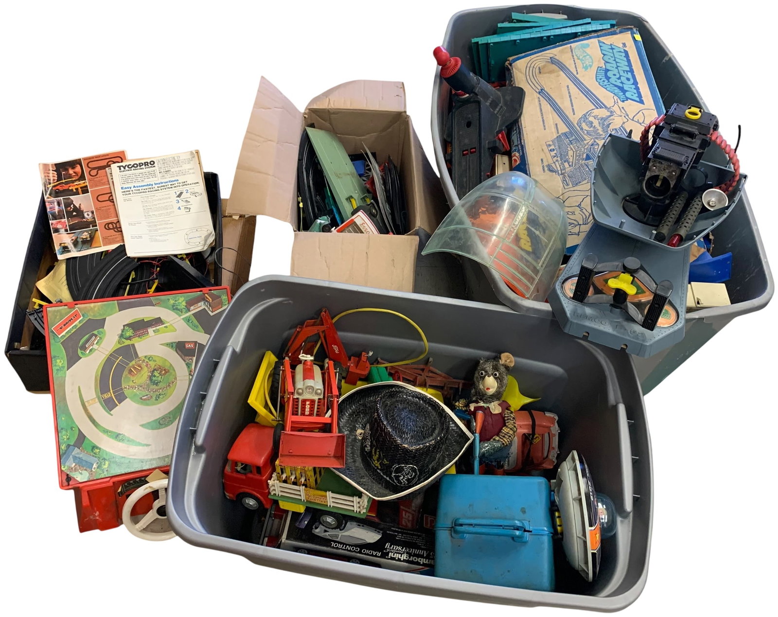 A Collection of Vintage Toys and Racing Sets (1 of 19)