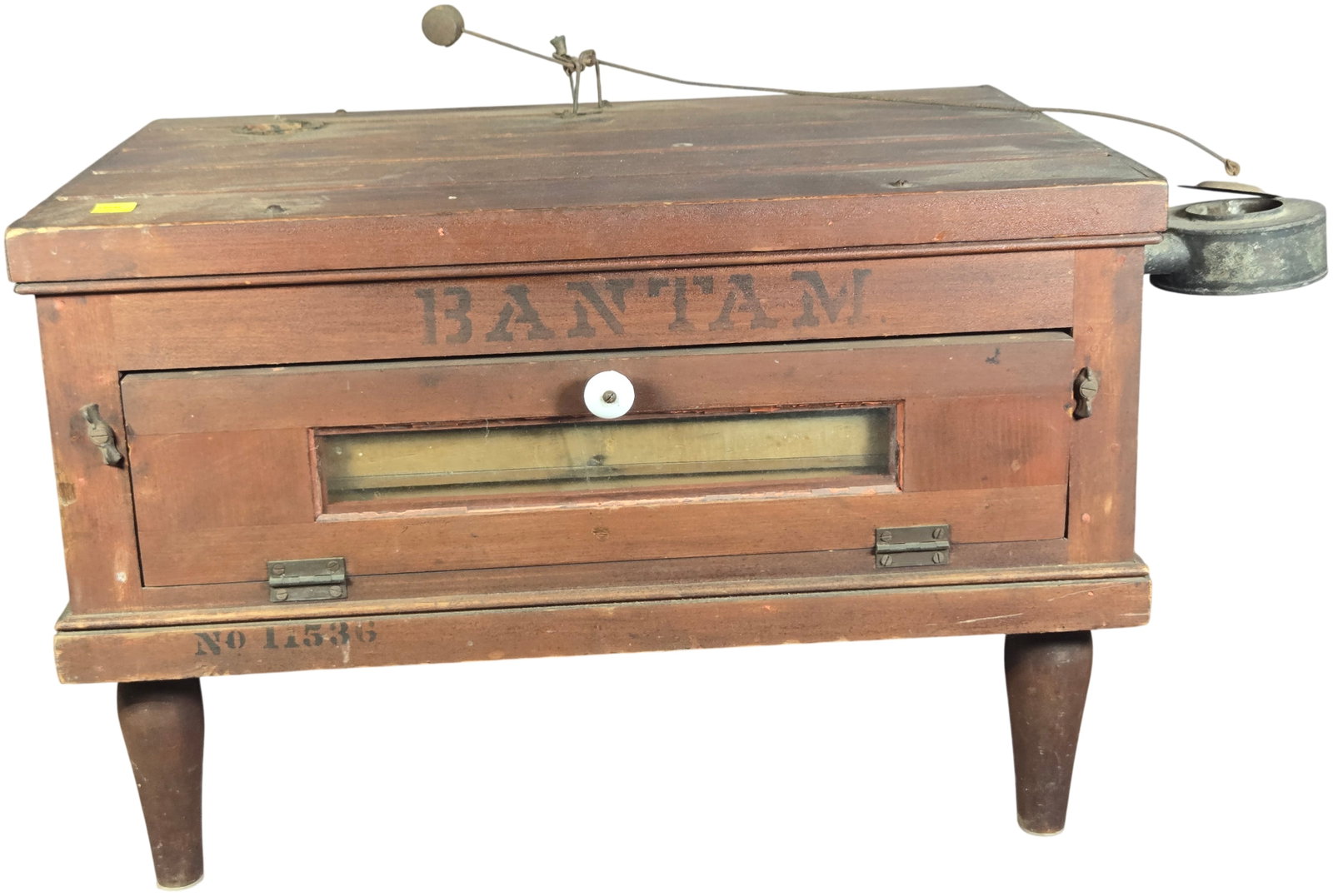 Buckeye Incubator Co. Bantam Wood Egg Incubator No. 11536 (1 of 10)