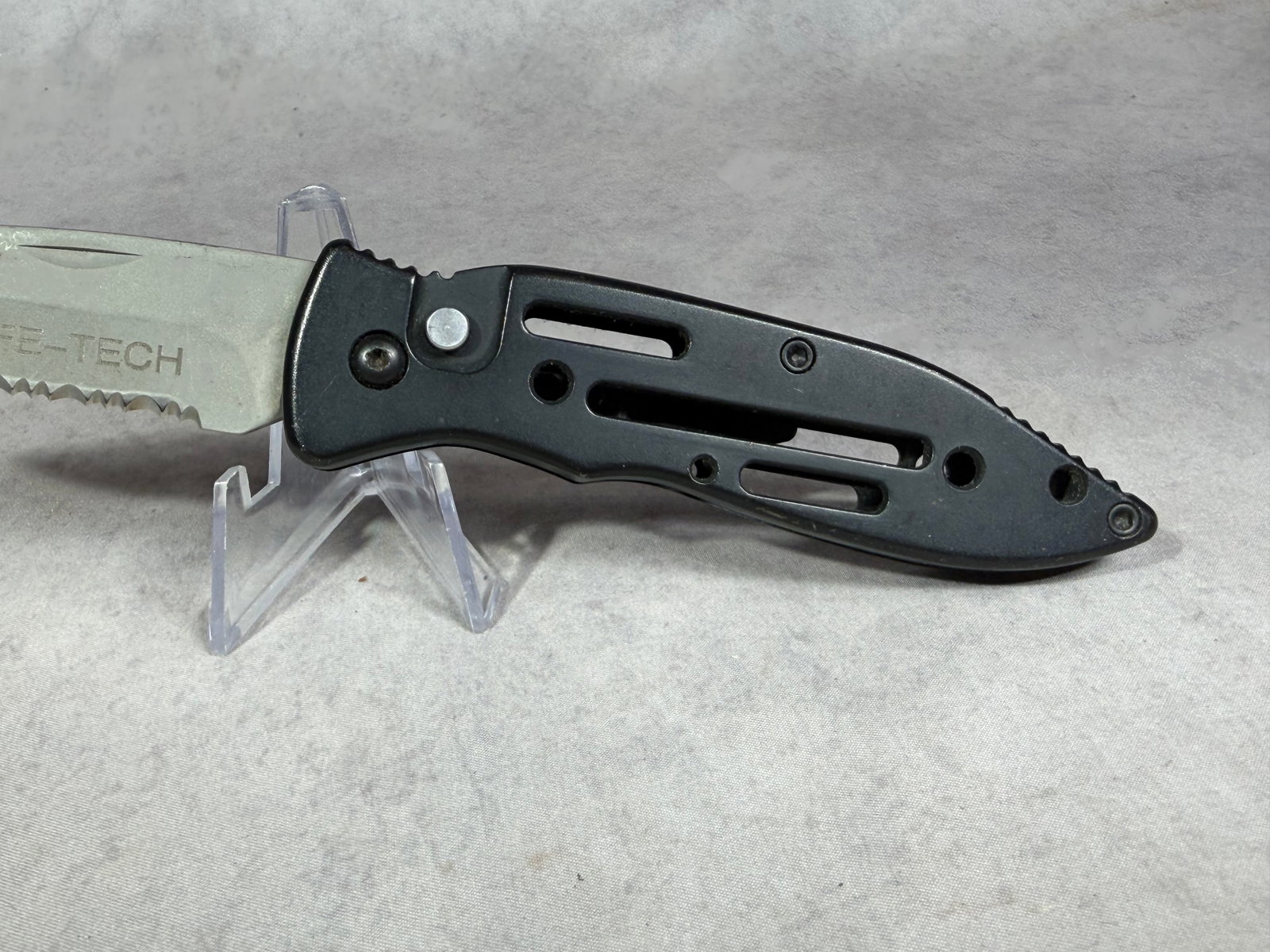 Knife-Tech Automatic Skeletonized Pocket Knife - 3