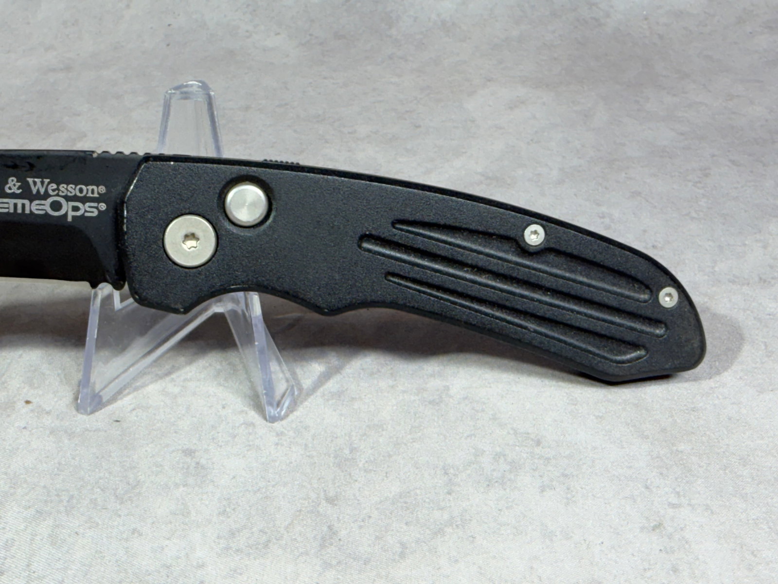 Smith & Wesson Extreme Ops Performance Automatic Tanto Folding Knife - 3