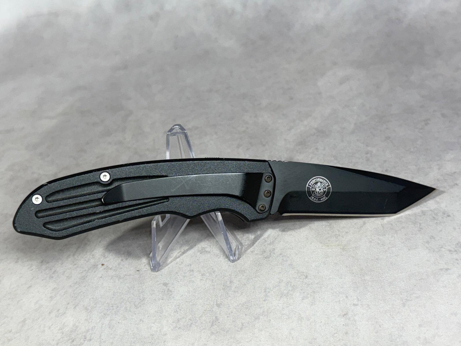 Smith & Wesson Extreme Ops Performance Automatic Tanto Folding Knife - 4