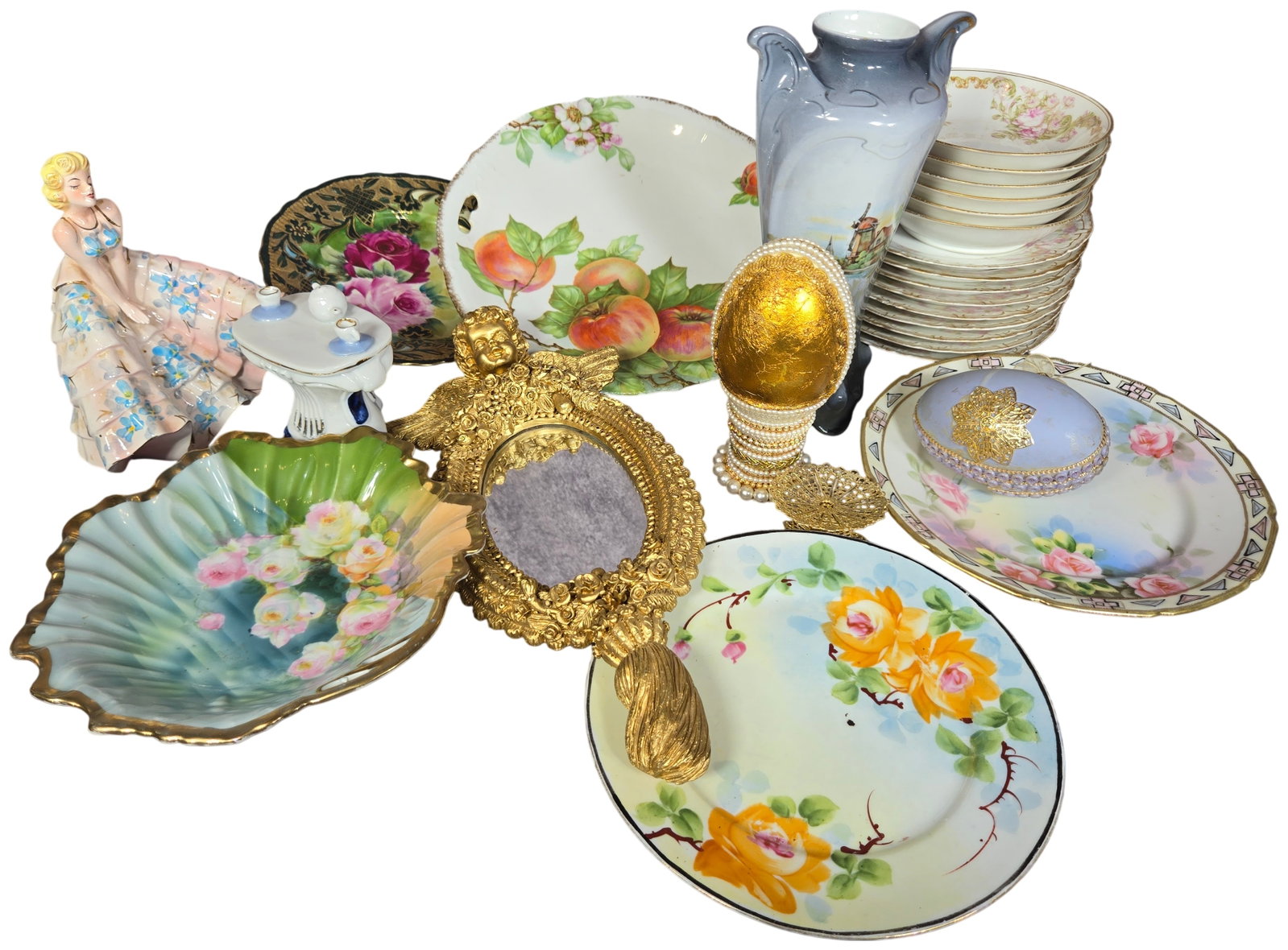 A Collection of Porcelain Tableware and Decorative Items Including Haviland Limoges and Nippon (1 of 20)
