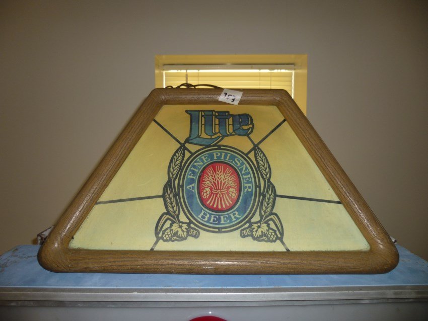 Vintage Miller Lite Light.: Width: 20" Buyer is responsible for shipping or pickup. We have a local UPS store that will ship anything.