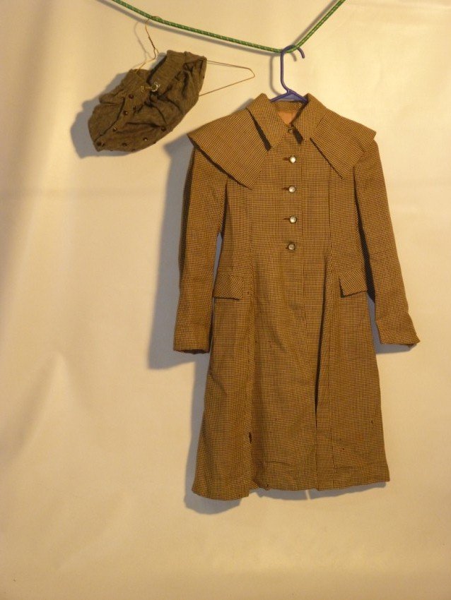 Group lot: Jacket and collar: Shipping 20.