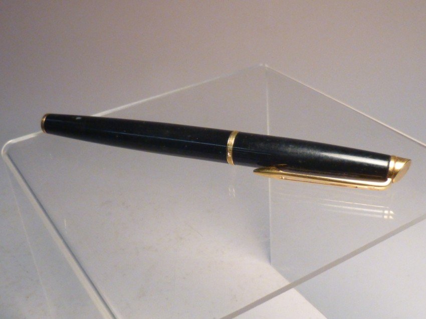 Vintage Waterman Paris fountain pen.: Nice. 5.25" long. Shipping 5.