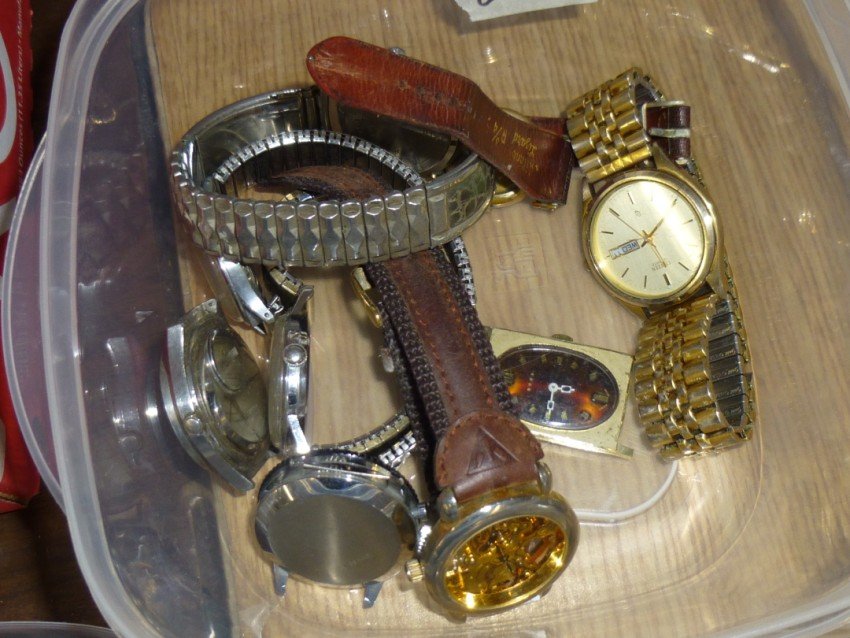 Group lot of vintage wristwatches.: Black Shield, Seiko, Cimier, Citizen and more. Shipping 12.50