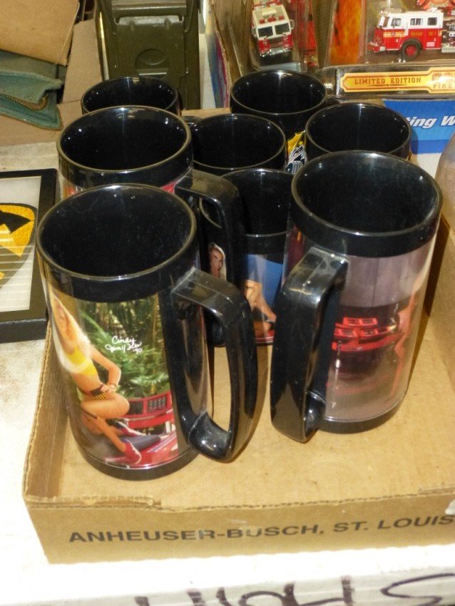 Vintage lot of Snap-On insulated mugs - Pin Up Girls: Shipping 17.50