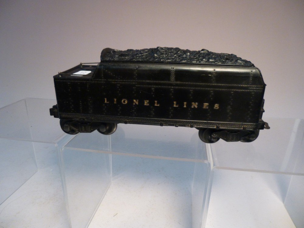 Lionel model railroad tender car 2666T: O scale. shipping $15