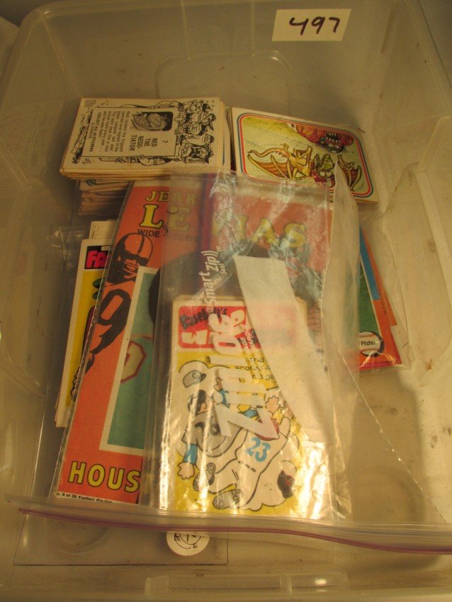 Group lot of playing cards, Football related and more.: Shipping 7.50.