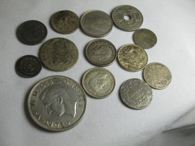 Large group of mostly silver foreign coins.: Half crown coin, Napoleon III, Centimes etc. A few non silver. Shipping 4. We combine shipping for purchases of three or more lots by adding the shipping amount for each item purchased, and then reduc