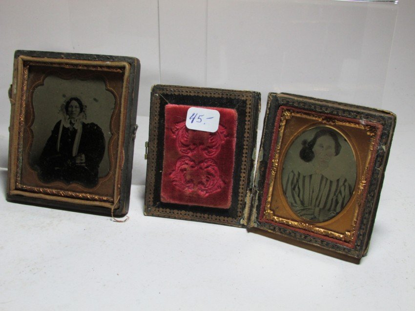 Cased Photo Group lot: Ambrotype, tintype. Shipping 10.