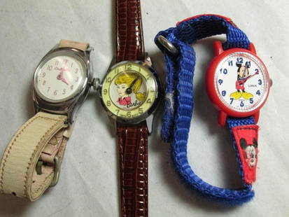 Group lot of vintage kids watches: Shipping 7.50