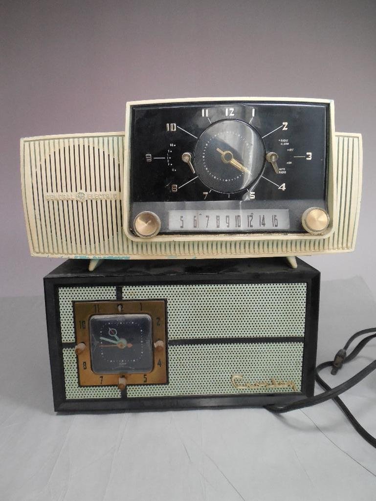 2 Vintage Tube Radios Inc. Crosley, General Electric: Shipping 17.50