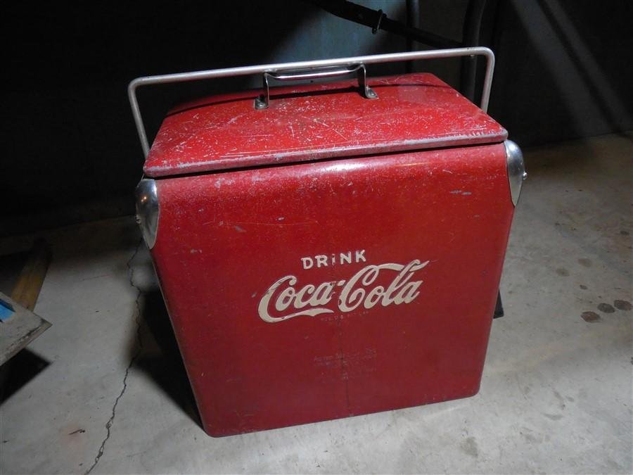 Vintage Coca-Cola Cooler w/Sandwich Tray: Vintage Coca-Cola Cooler w/Sandwich Tray