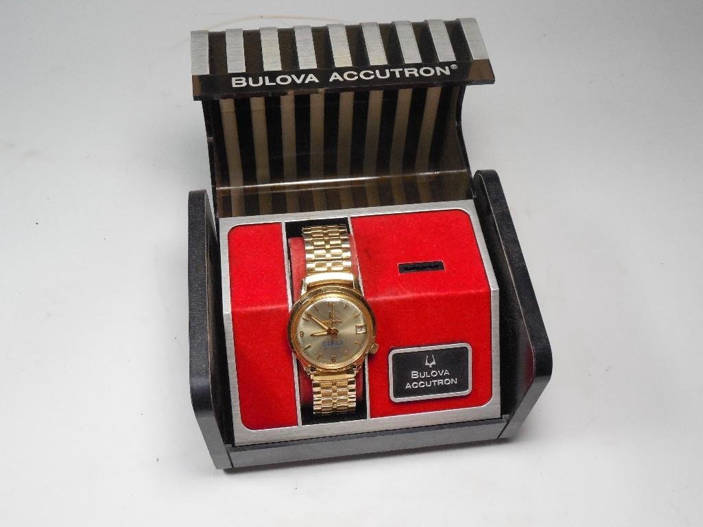 Vintage Bulova Accutron Men's Watch Diebold: Needs battery.