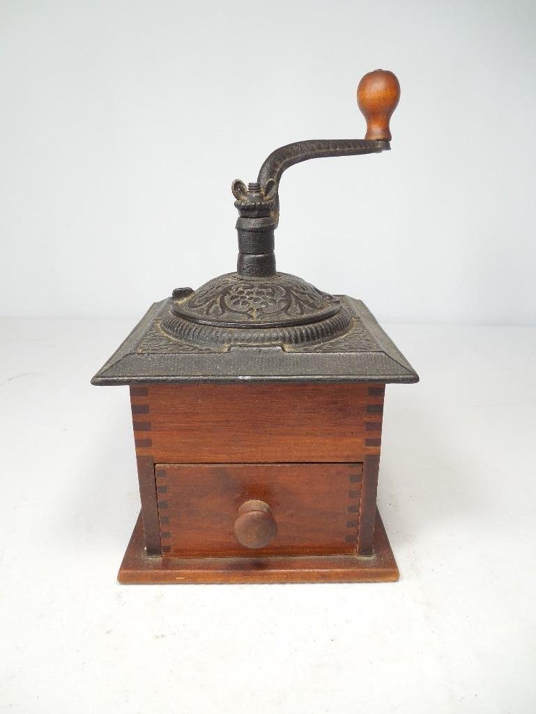 Antique Coffee Grinder: Antique Coffee Grinder