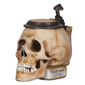 Character stein, .3L, Skull on Book