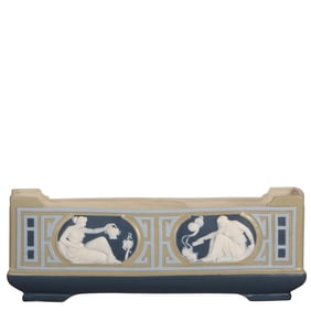 Mettlach jardinière, 11.8" l., 3041