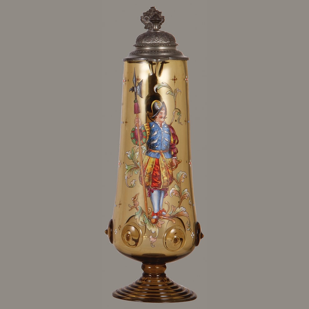 Glass Krug, 2.0L, Landsknecht : Glass Krug, 2.0L, 15.6" ht., blown, amber, prunts, hand-painted, Landsknecht, pewter lid, mint.