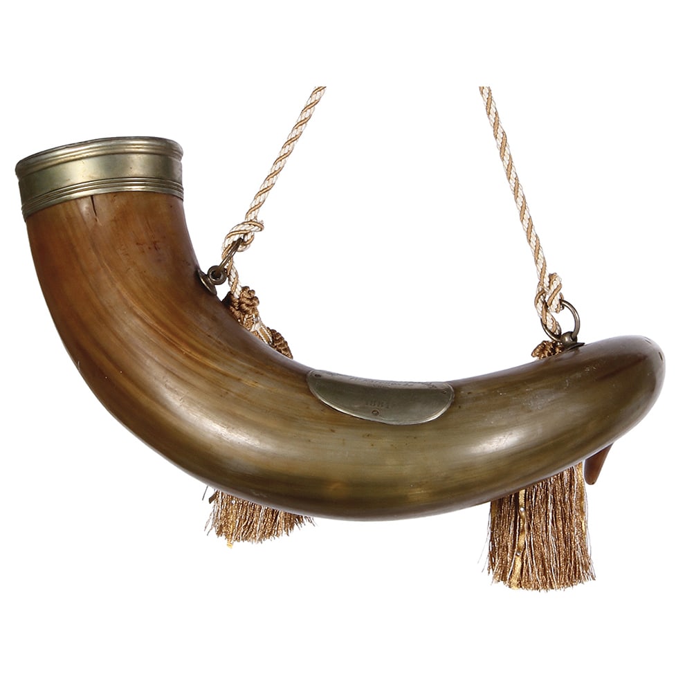 Drinking horn, 27.0", Männerchor Birsfelden 1881: Drinking horn, 27.0" with curve, made to hang from cord, metal mounts, inscription: Männerchor Birsfelden 1te Ehrengabe vom Bezirksgesangfest Arlsheim 1881, good condition.