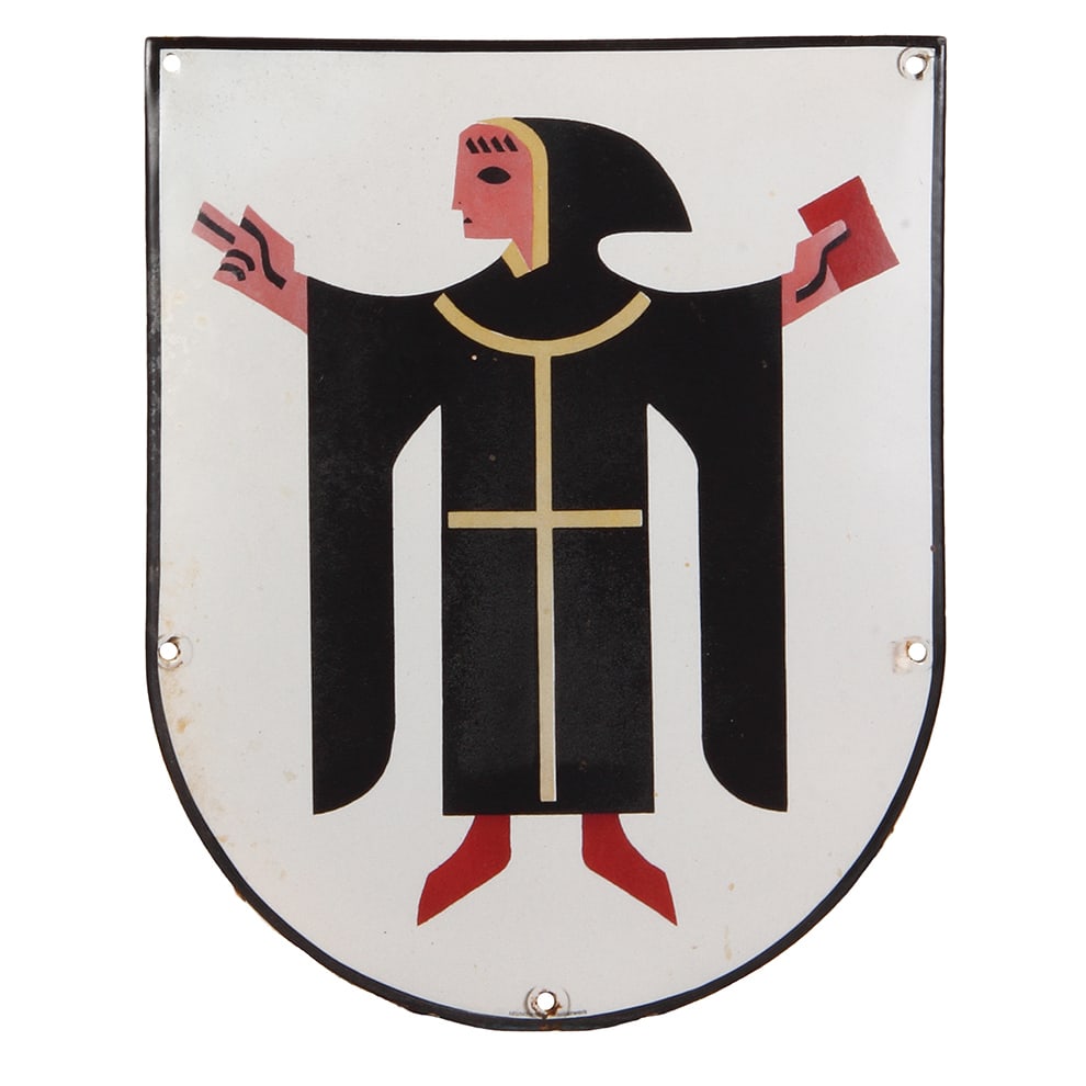 German Munich Streetcar enameled sign : German Munich Streetcar enameled sign, 10.3" x 12.7", metal, manufactured by Münchener Emaillerwerk, original, very good condition.