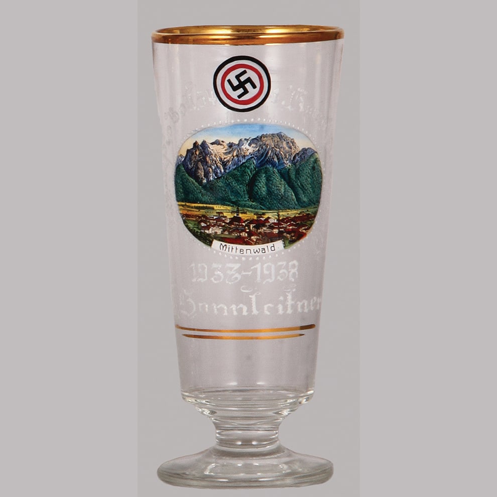 Third Reich glass beaker, .5L, 8.0" ht., Pionier Batl. 54.: Third Reich glass beaker, .5L, 8.0" ht., 1. Geb. Pionier Batl. 54, 1. Komp., Mittenwald, 1933 - 1938, named to: I. Sonnleitner, mint.