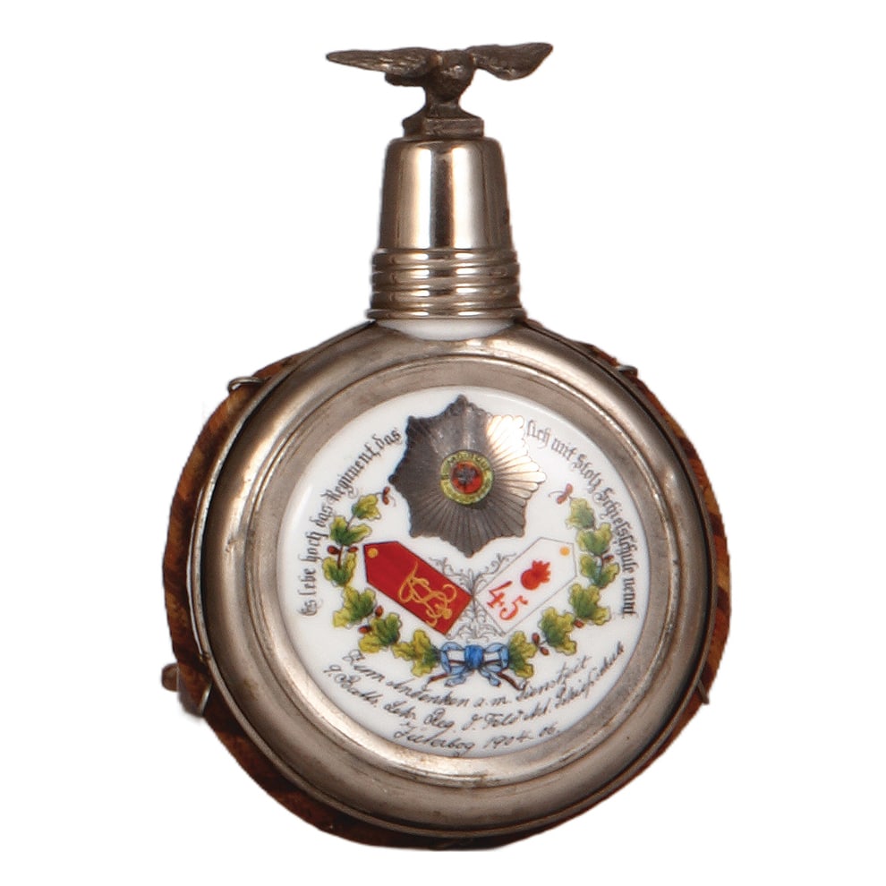 Regimental flask, .25L, 45. Feld Artl. & Lehr Regt. d. F. A. Schießschule, Jüterbog.: Regimental flask, .25L, porcelain, 45. Feld Artl. & 9. Battr. Lehr Regt. d. Feld Artl. Schießschule, Jüterbog, 1904 - 1906, named to: Reservist Struve.