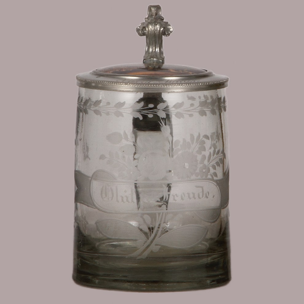 Glass stein, .5L, blown, Schützenfest Halle zu Frankfurt a. M., 1862.: Glass stein, .5L, blown, porcelain inlaid lid: Schützenfest Halle zu Frankfurt a. M., 1862 (shooting festival), mint.