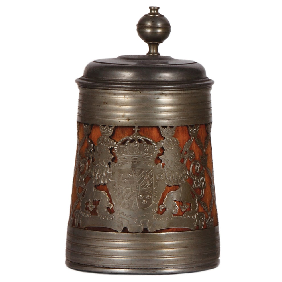 Daubenkrug, 1.0L, wood & pewter, c.1890.: Daubenkrug, 1.0L, wood & pewter, c.1890, pewter lid, handle, base and overlay [inset], coat-of-arms, touchmarks inside lid: Tenn & Metalle, Förädom, Made in Sweden, good condition.